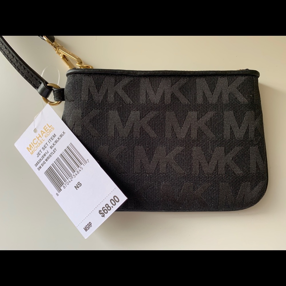 Michael Kors Wristlet